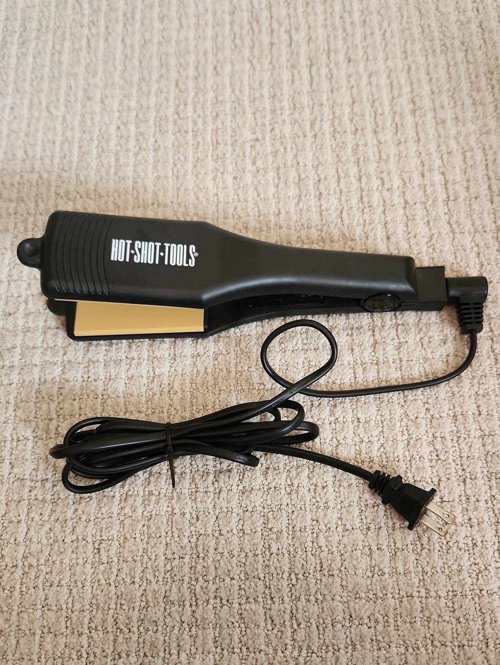 Hot Shot Tools Black 2inch Wide Hair Straightener